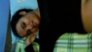Young fresh pussy desi gf exposed